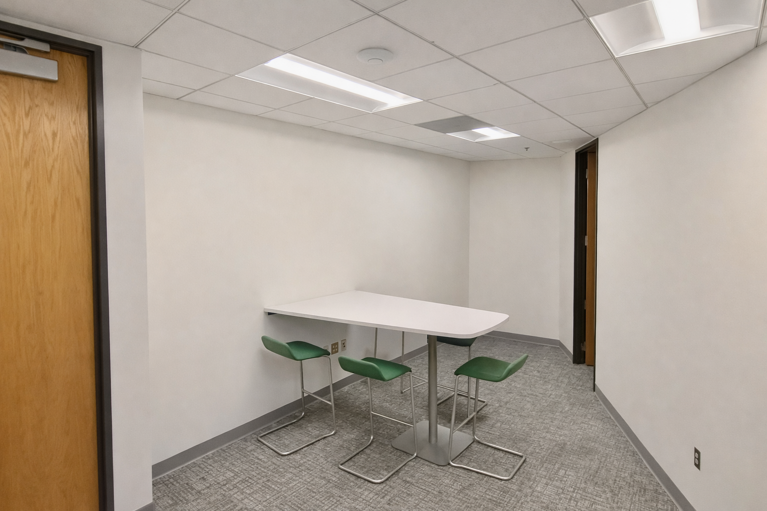 Modern Workspace in the Heart of Downtown 