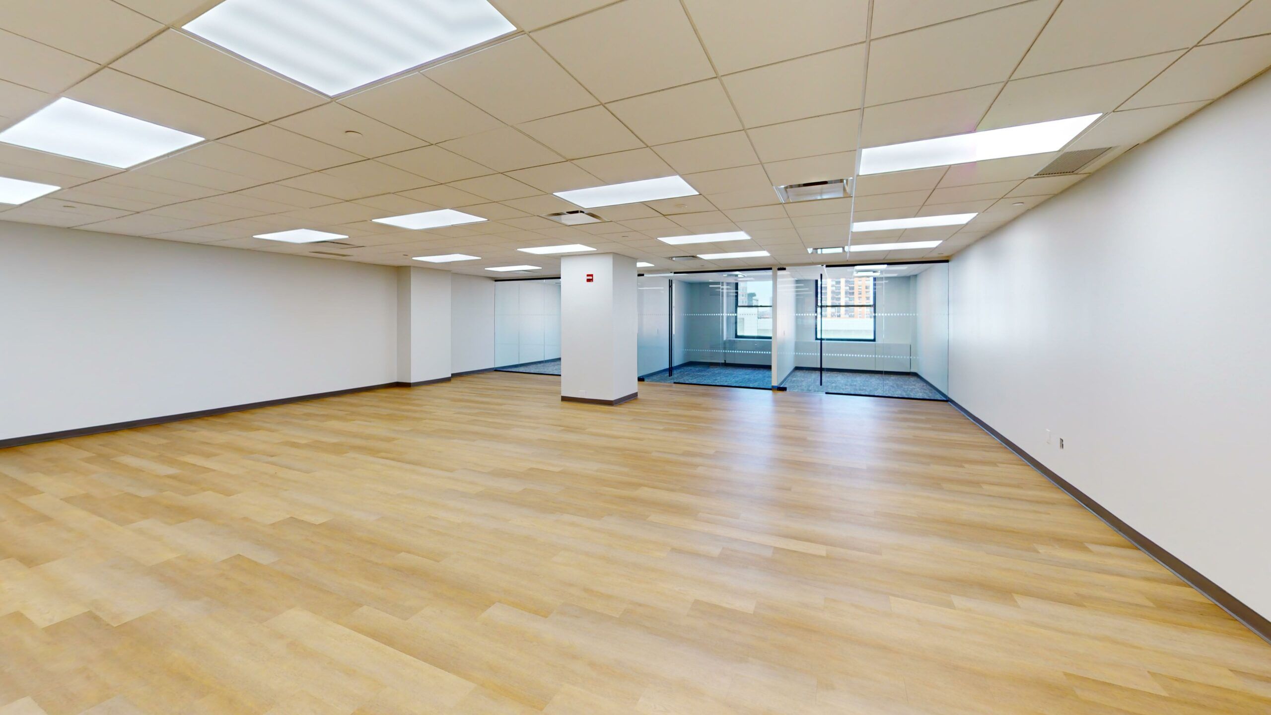 Bright, Furnished Office Space in NYC FIDI