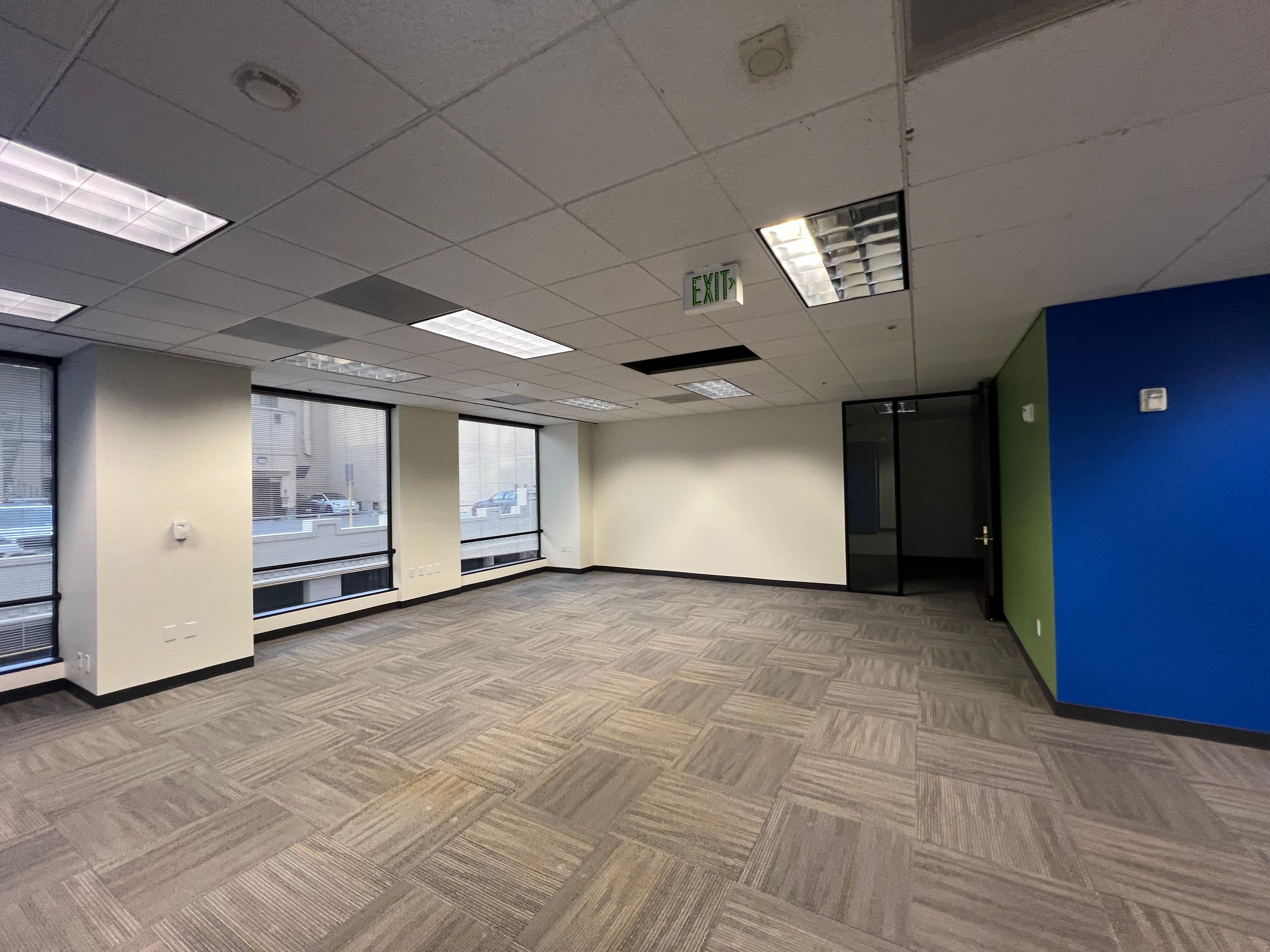 Bright and Airy Office in South Financial District