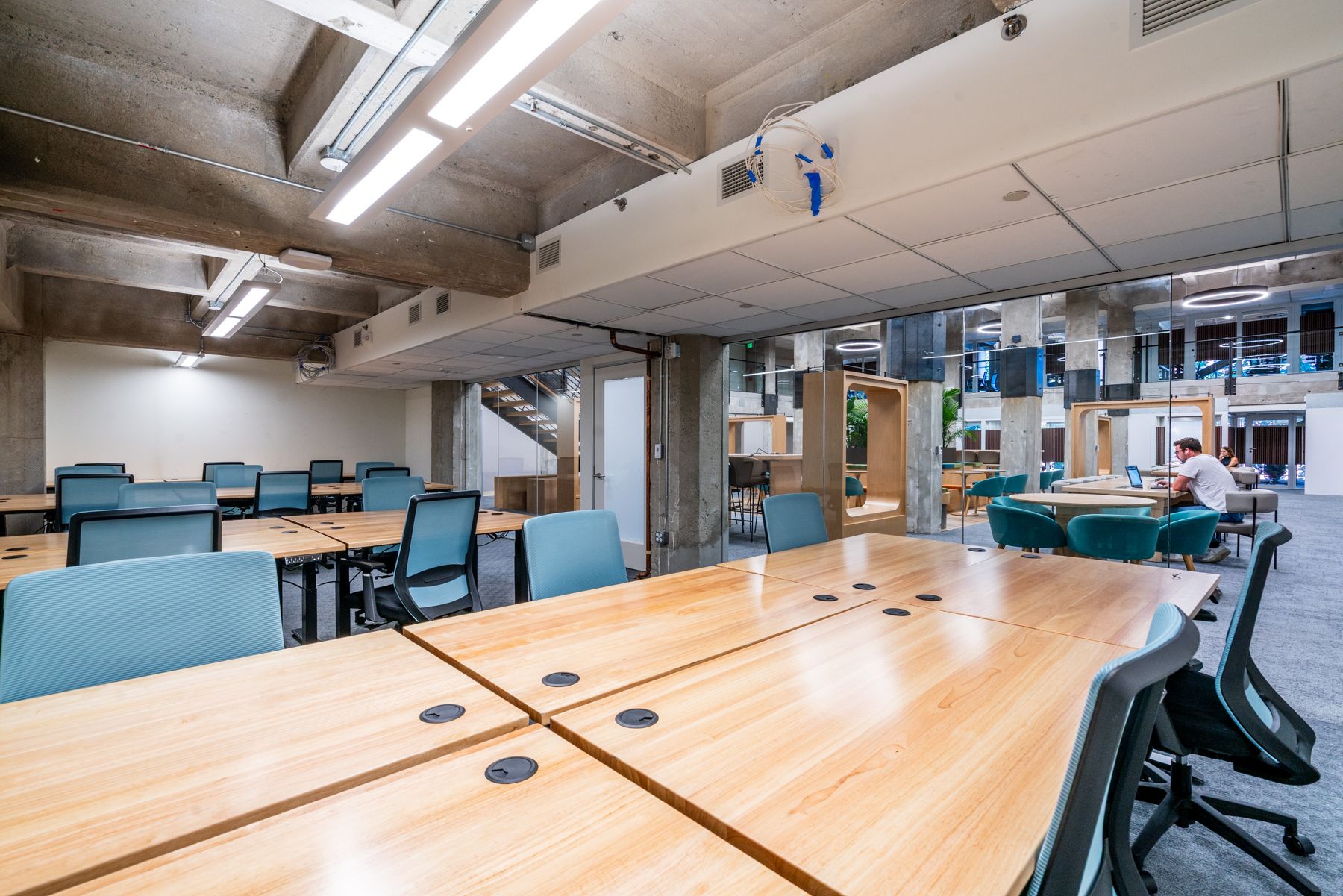 Truly Flexible Office Suites and Desks at Telegraph Hill