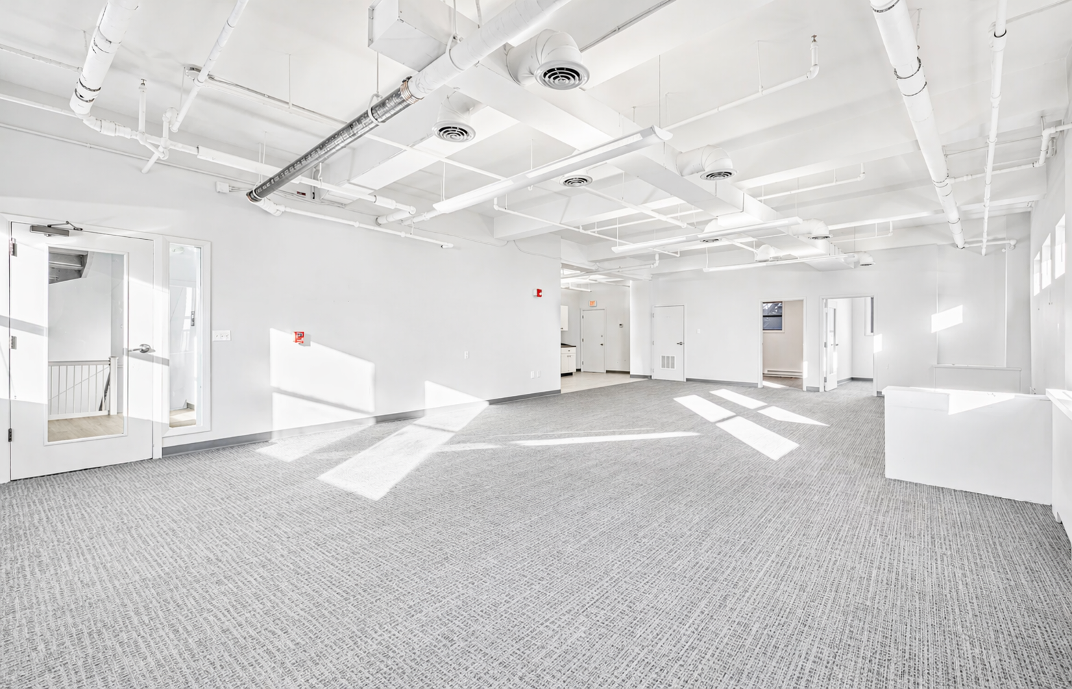 Bright Downtown Boston Office with Modern Amenities