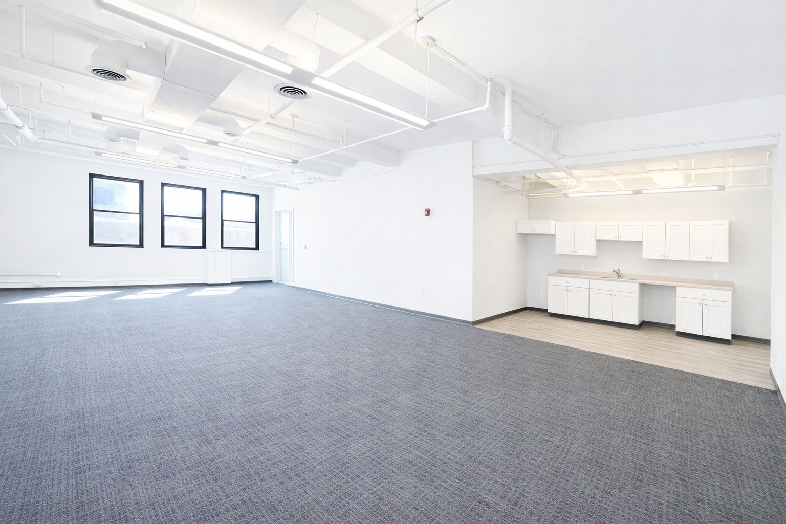 Bright Downtown Boston Office with Modern Amenities