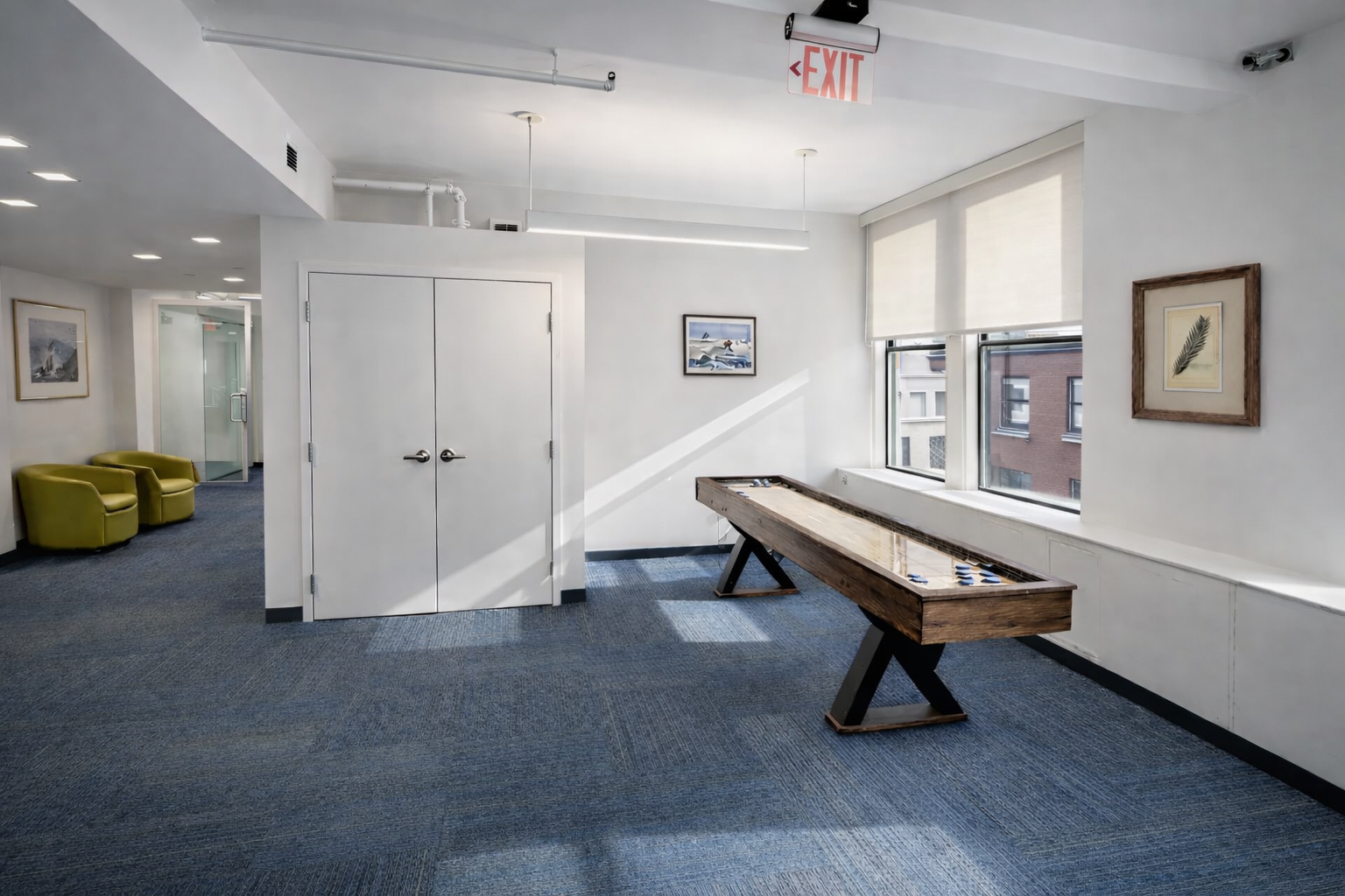 Modern Vibrant Workspace in Downtown Boston