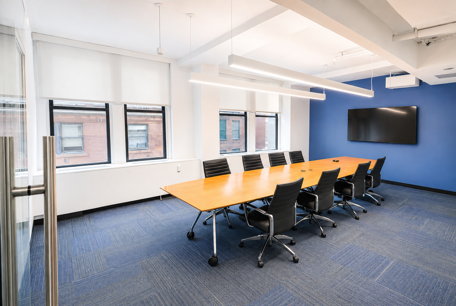 Modern Vibrant Workspace in Downtown Boston