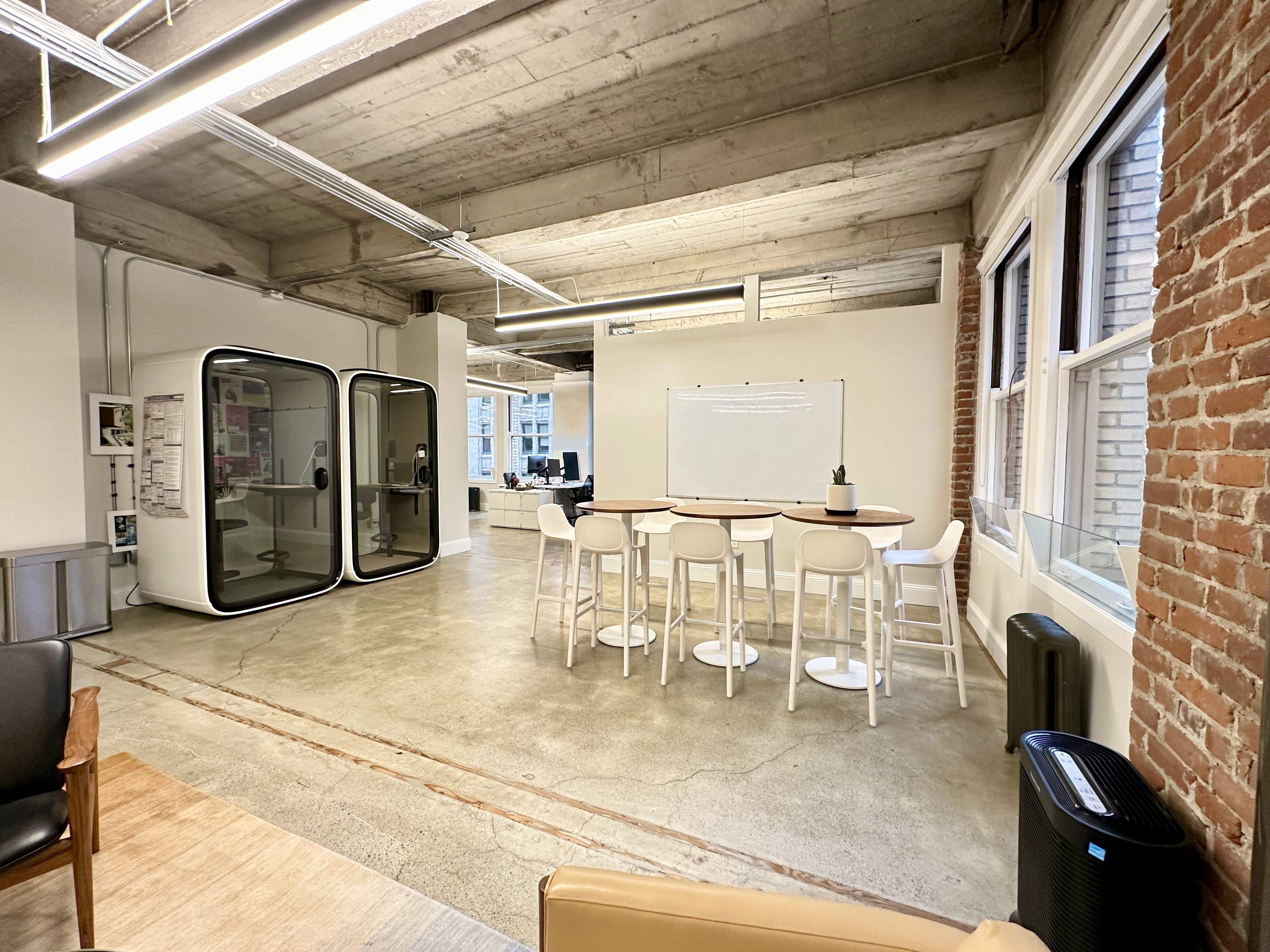 Modern Workspace with Great Views in SF FIDI