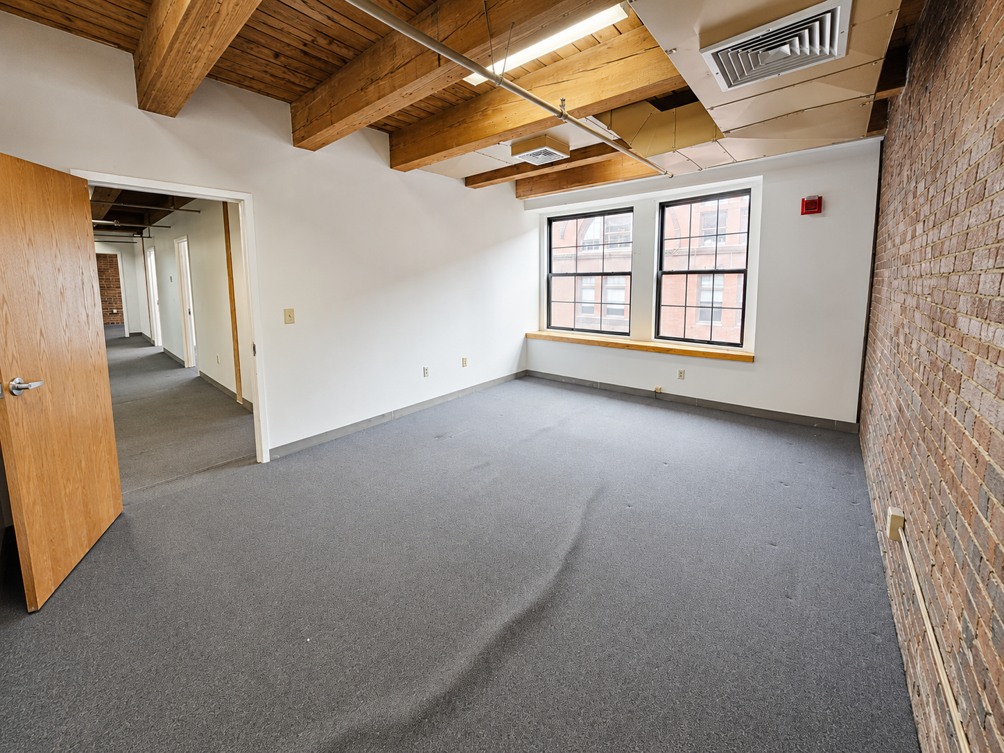 Bright Brick Office with High Ceilings in West End