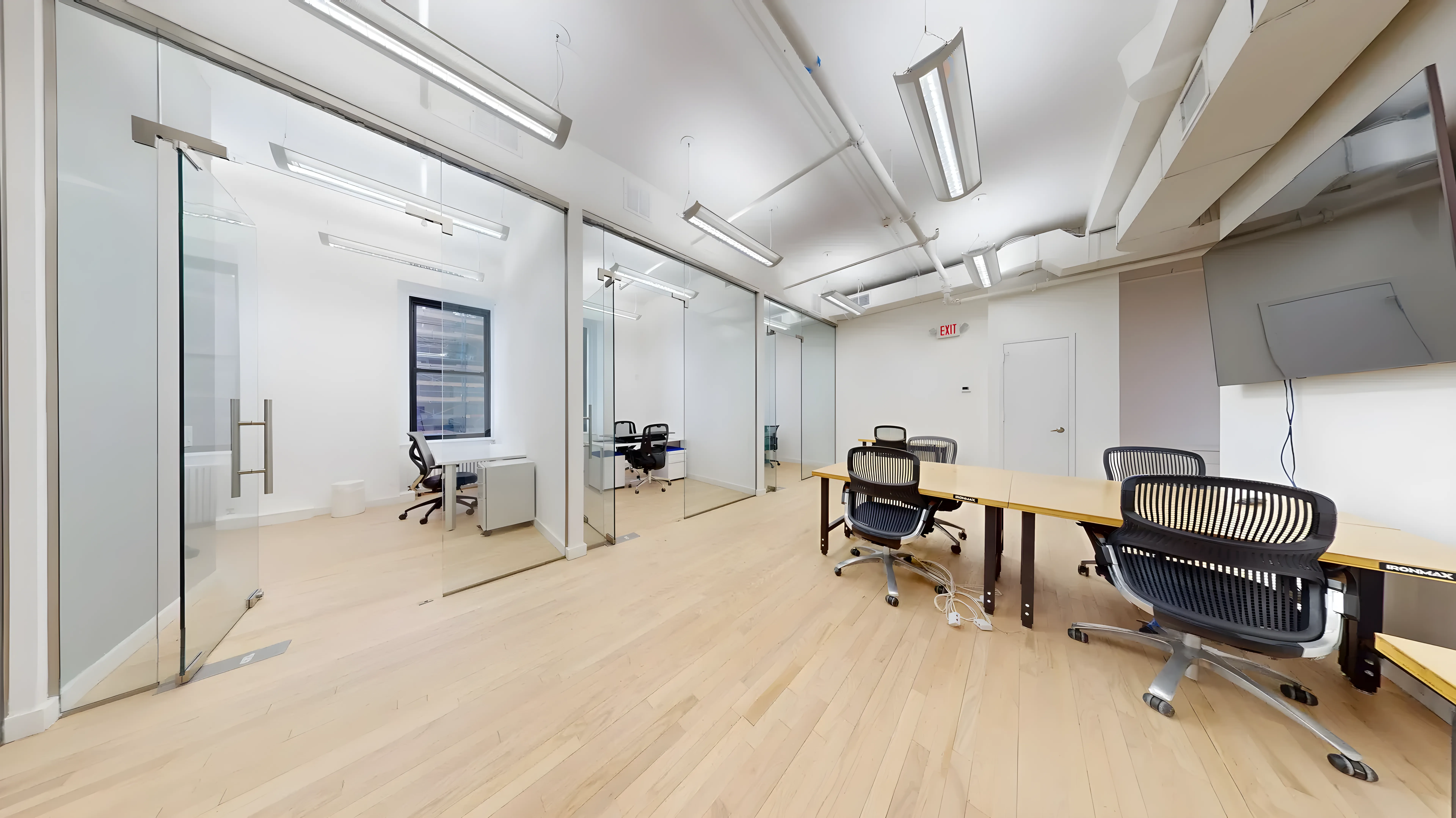 Modern Chic Workspace in NoMad