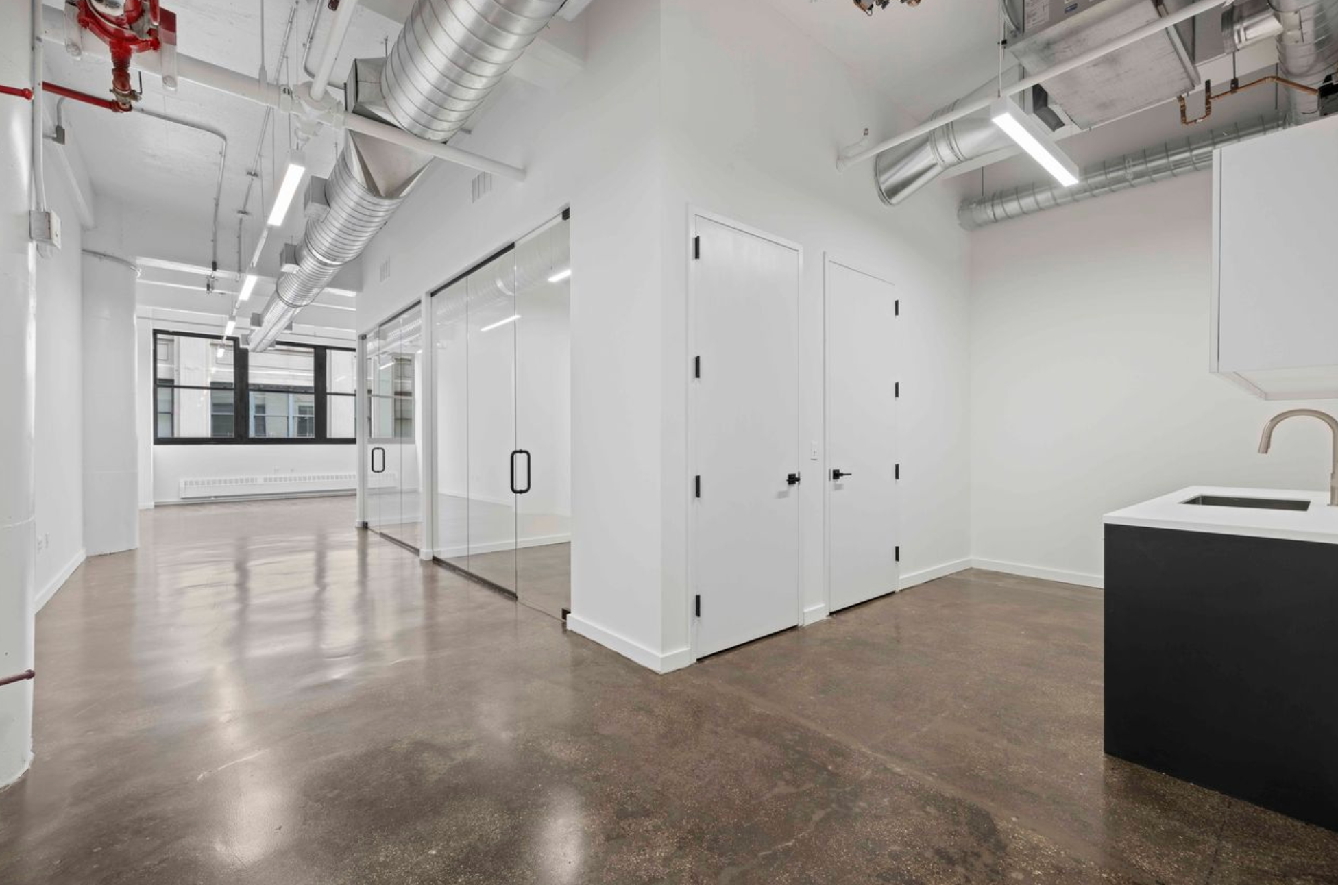 Bright Pre-Built Office in Brooklyn's Dumbo