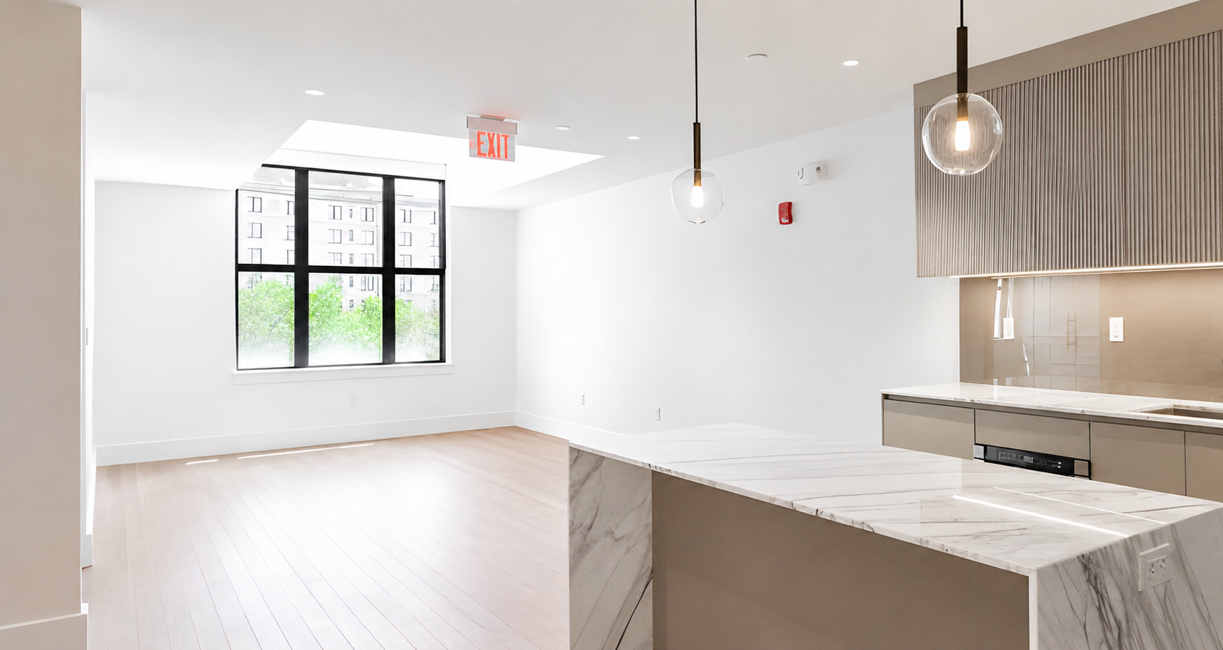 Bright Creative Office in Back Bay