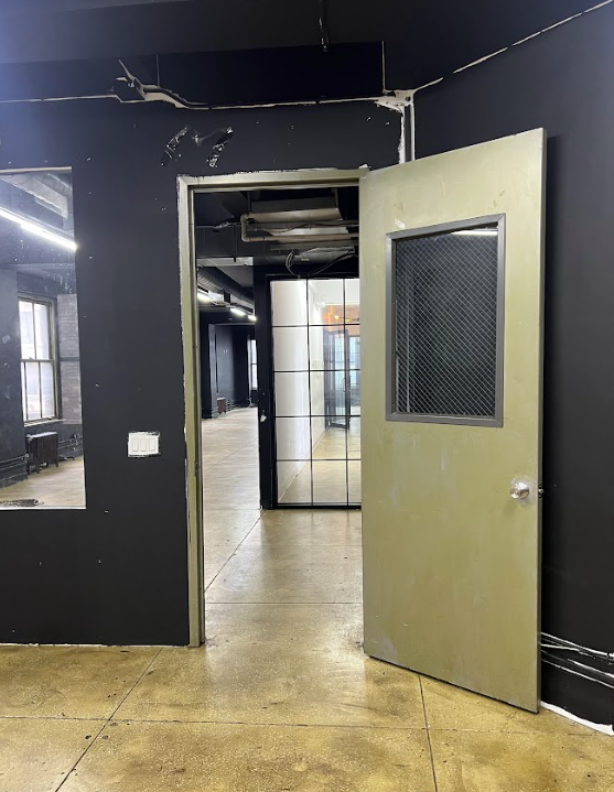 Prime Times Square South Office with Funky Fixtures 