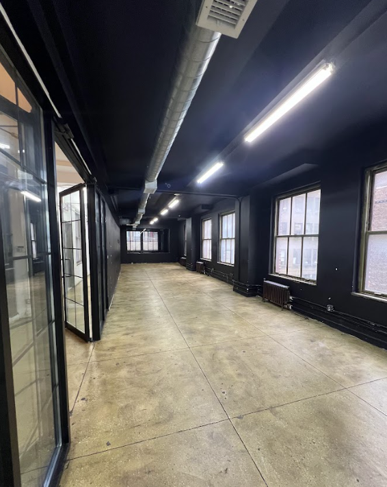 Prime Times Square South Office with Funky Fixtures 