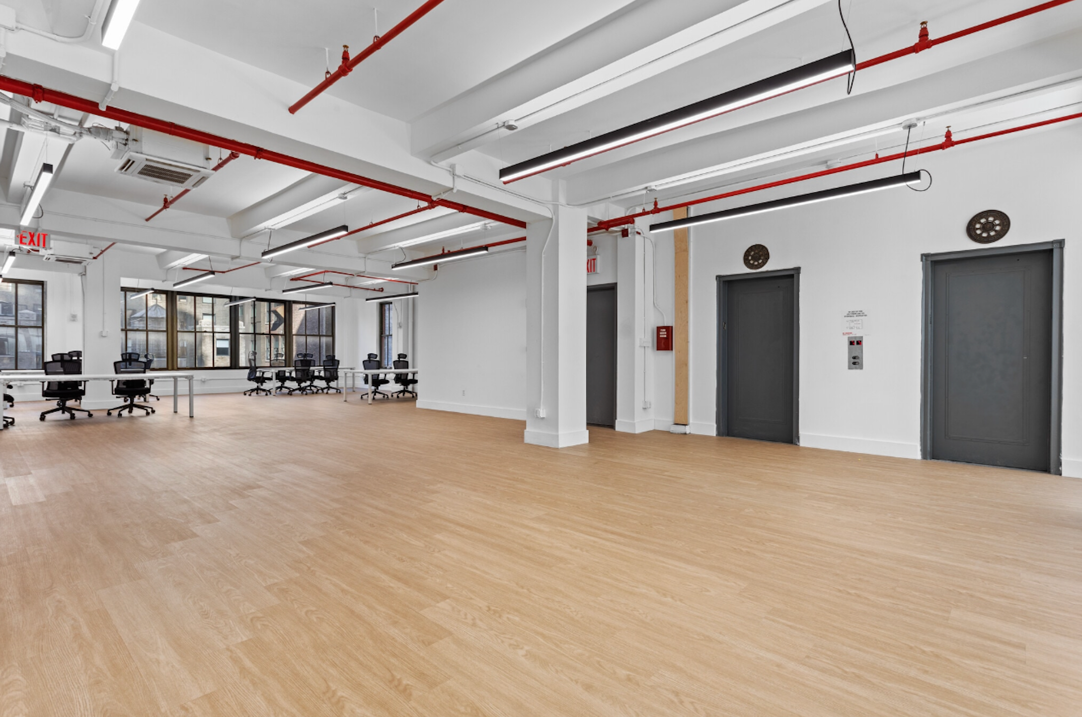 Sprawling Bright Office in NYC's Garment District