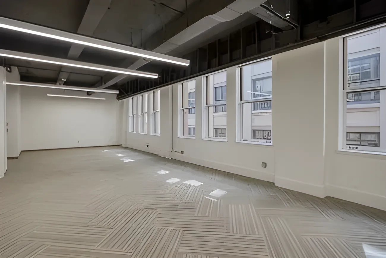 Bright Office Space with High Ceilings in SF FIDI