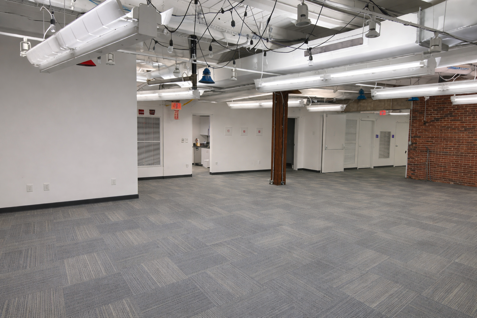 Bright Artistic Office with Great Views in Seaport