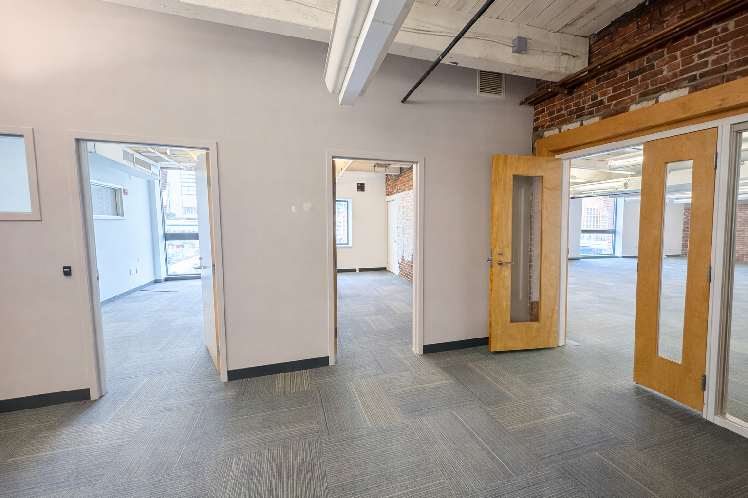 Bright Artistic Office with Great Views in Seaport