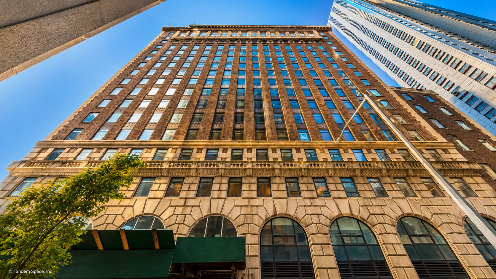 Bright and Energizing FiDi Office