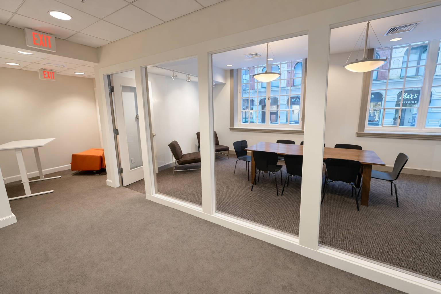 Bright Collaborative Workspace in Downtown Boston