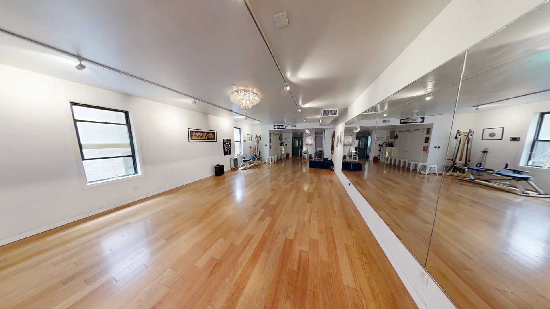 Bright Chelsea Rear Office Space 