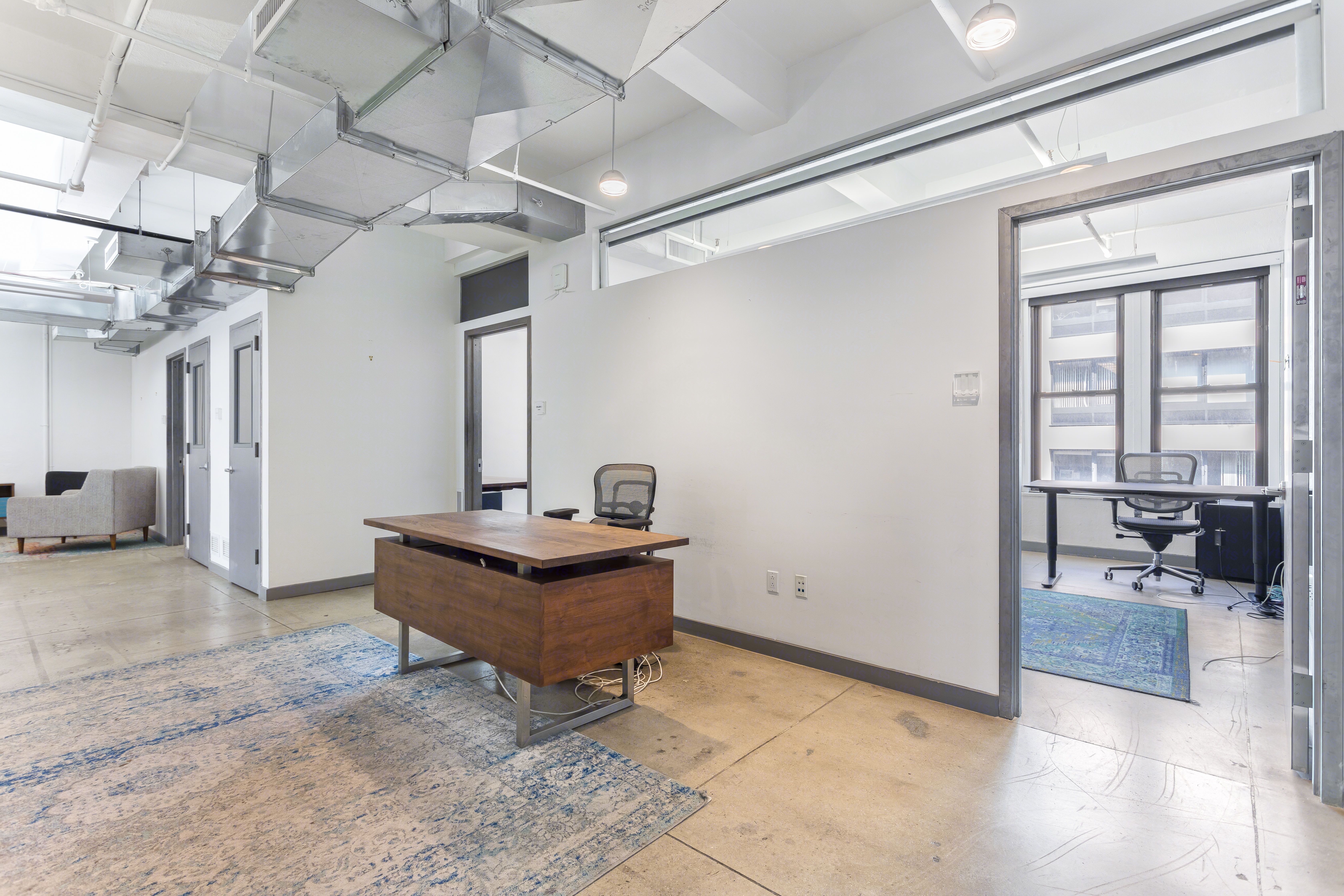 Fully-Equipped and Inviting Office Space in Chelsea