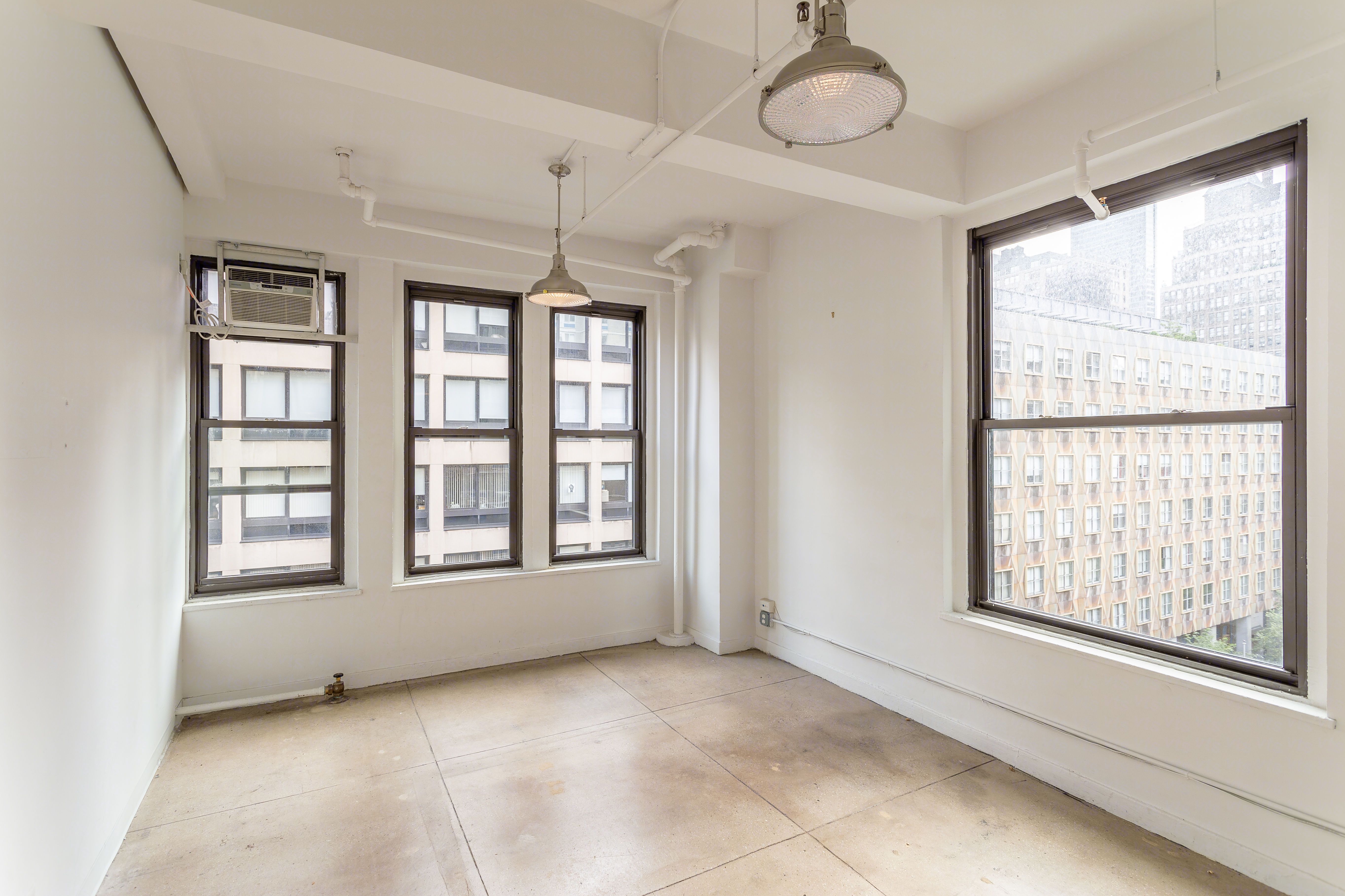 Well-Lit Office Space in Central Chelsea