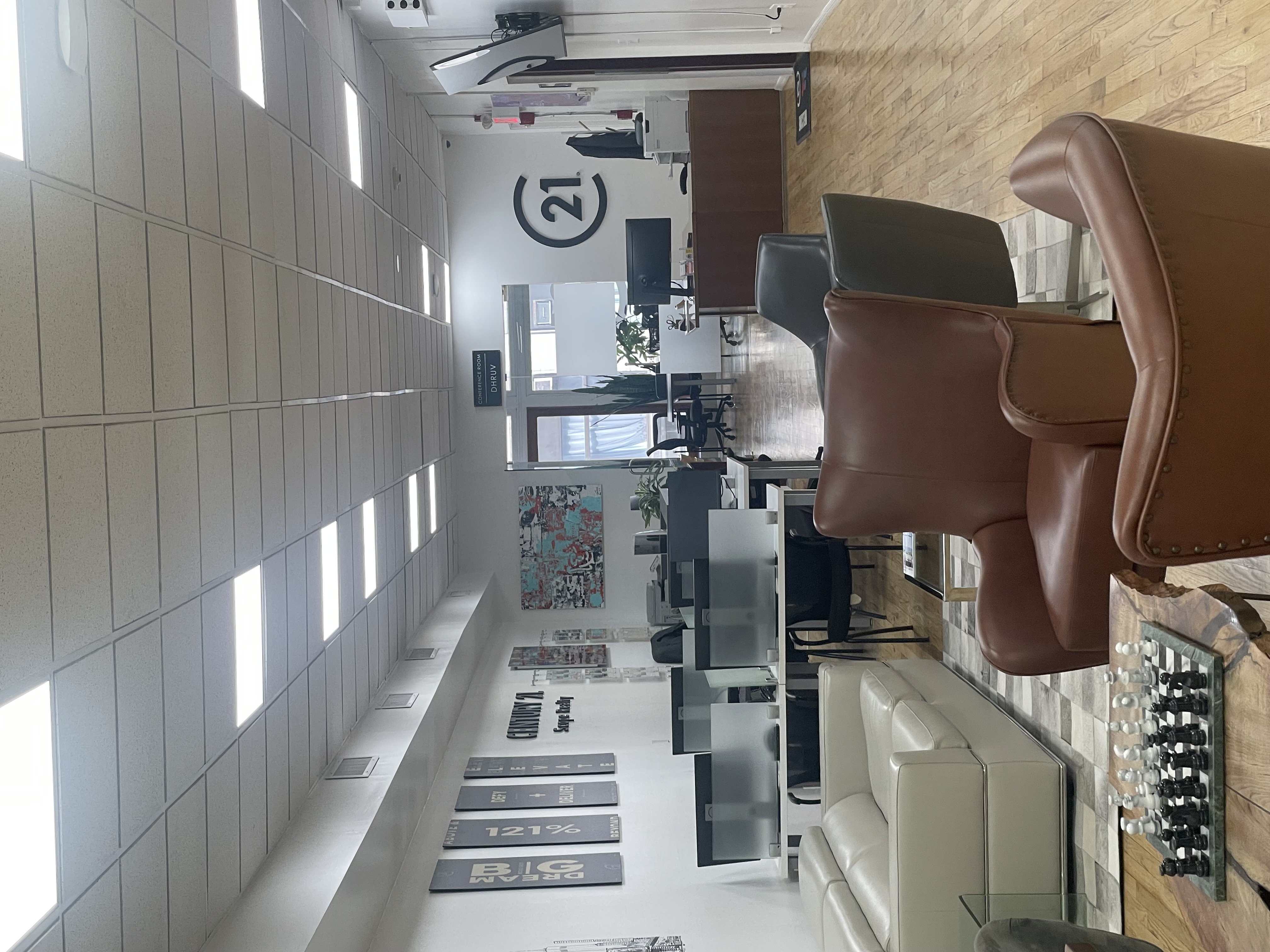 Modern Office on 5th Ave - Near Empire State Building