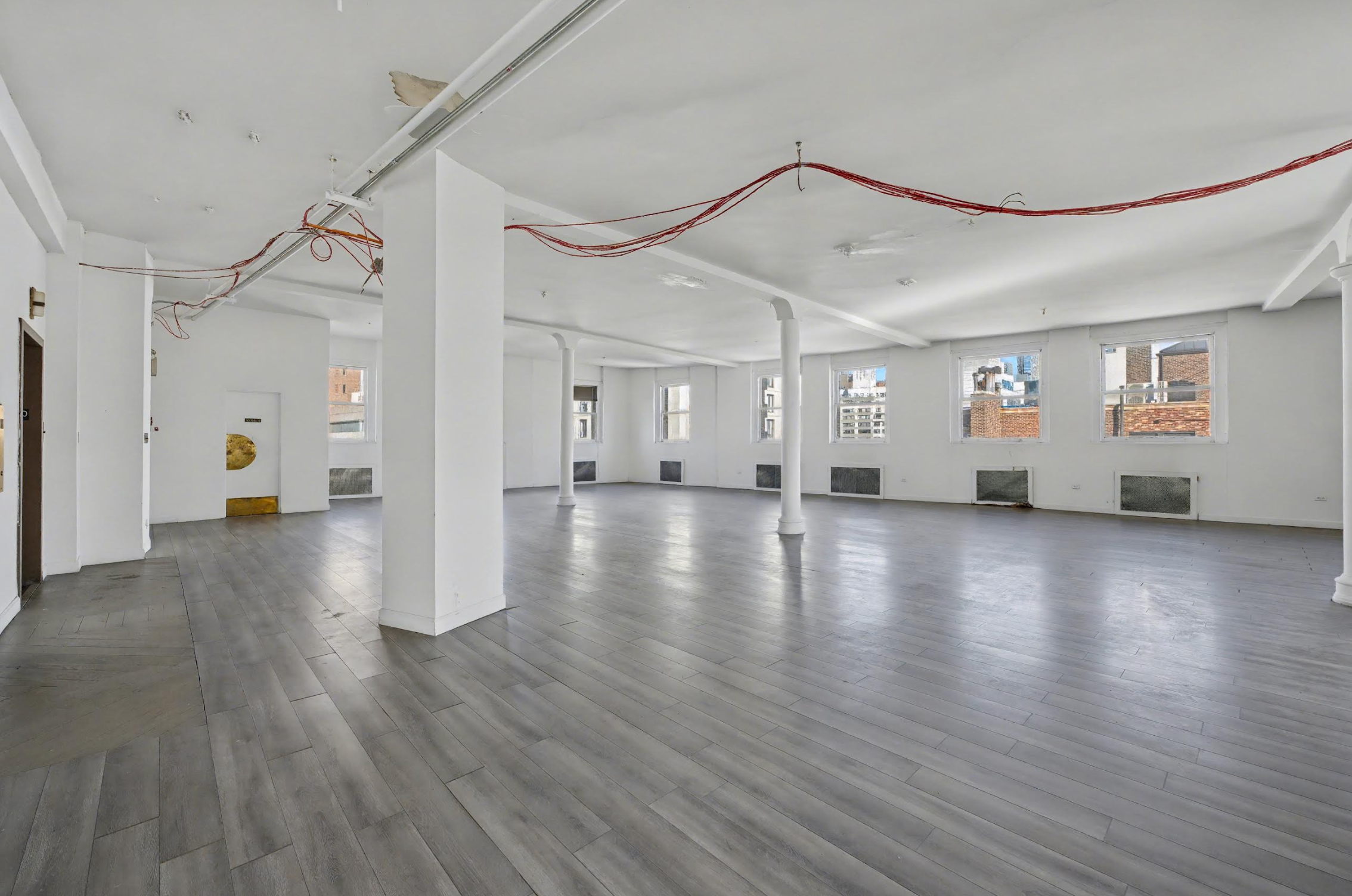 Sunlit Loft-Style Office in Union Square