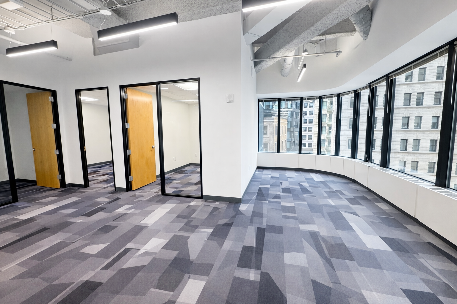 Modern Boston Office with Natural Light in Heart of Downtown 