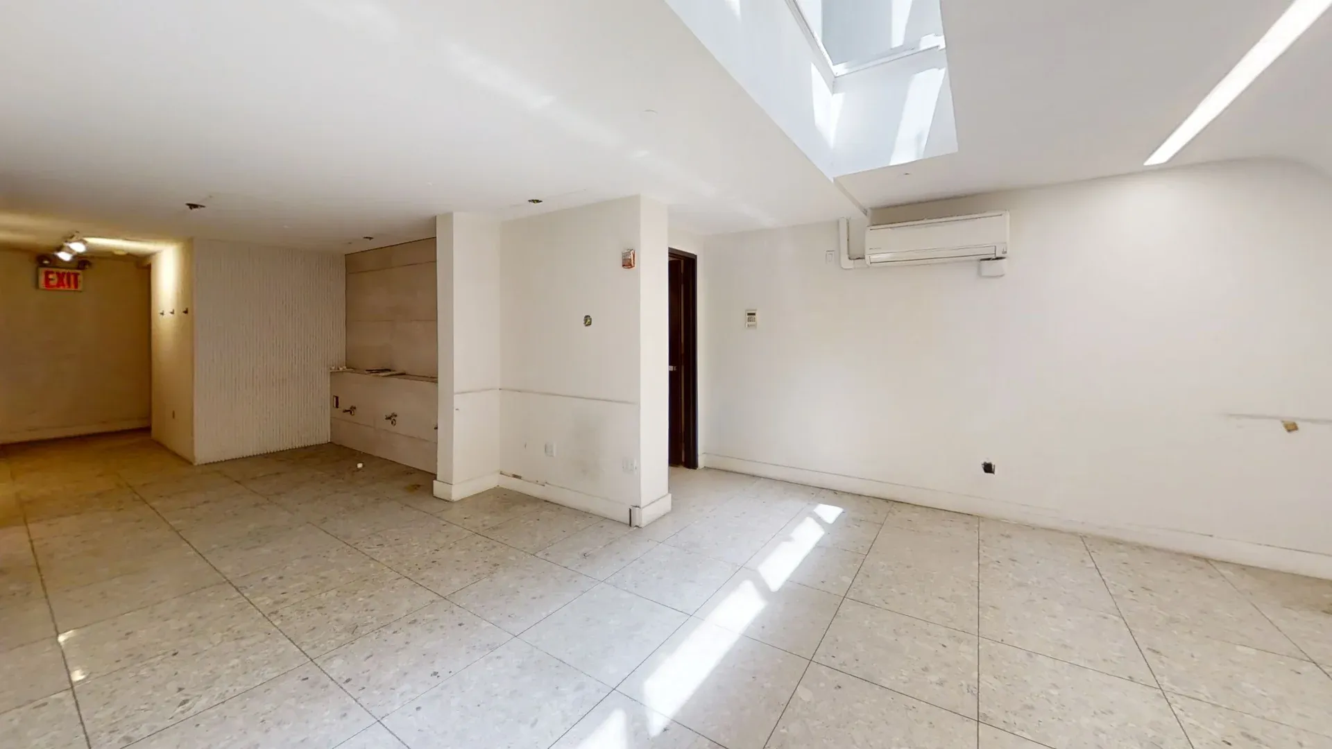 Fashionable, Cool office Ground Floor Triplex Office in LES