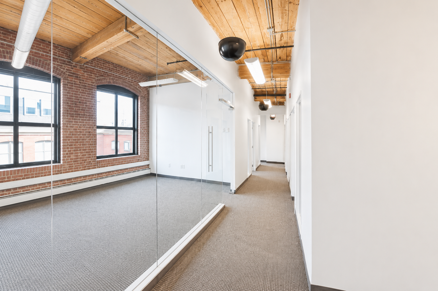 Creative Brick Cambridge Office by Kendal Square