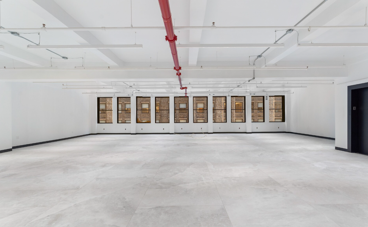 Bright Office Space in Midtown Manhattan