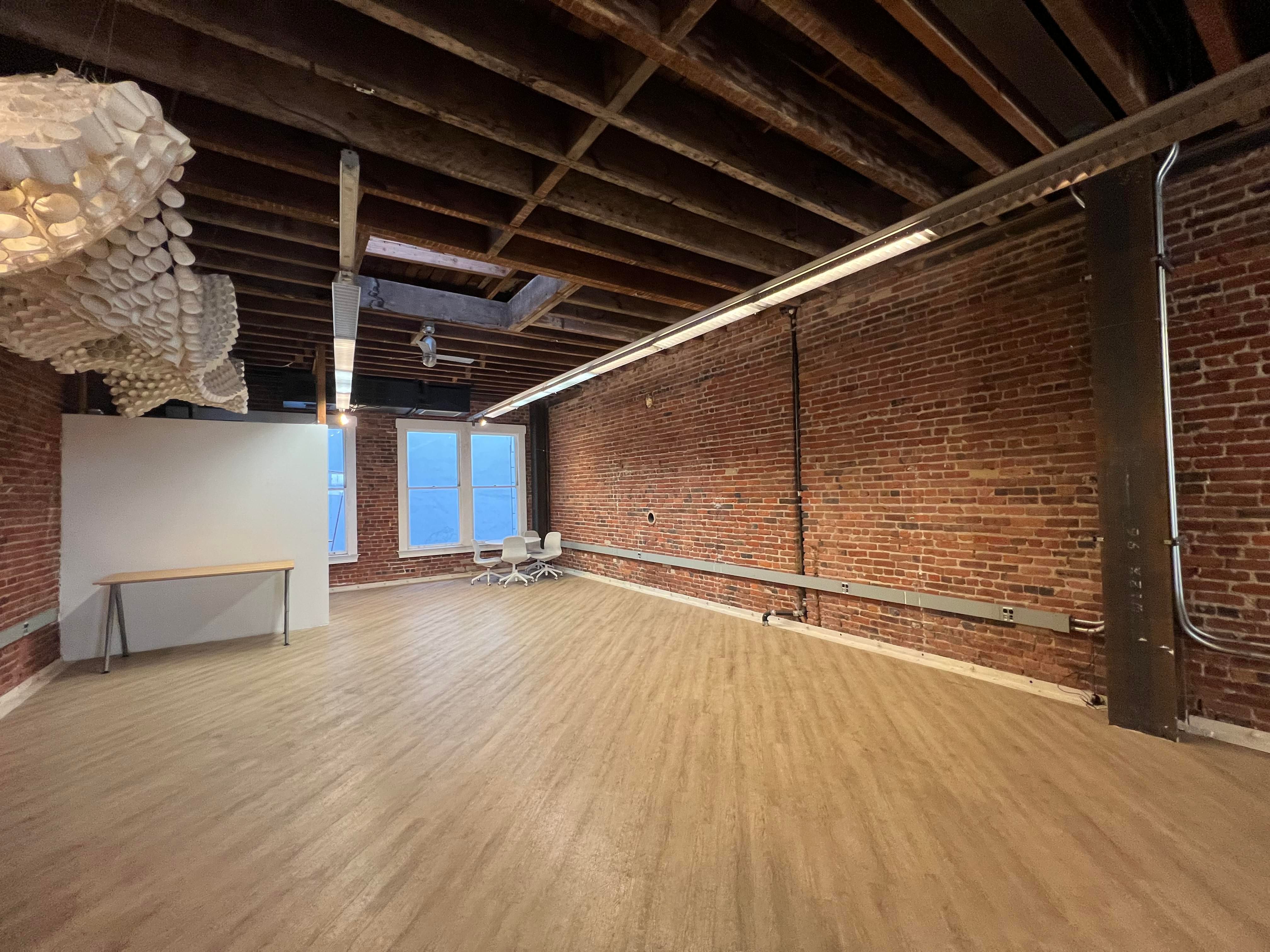 Artful Brick-and-Light Office in SF - South FiDi