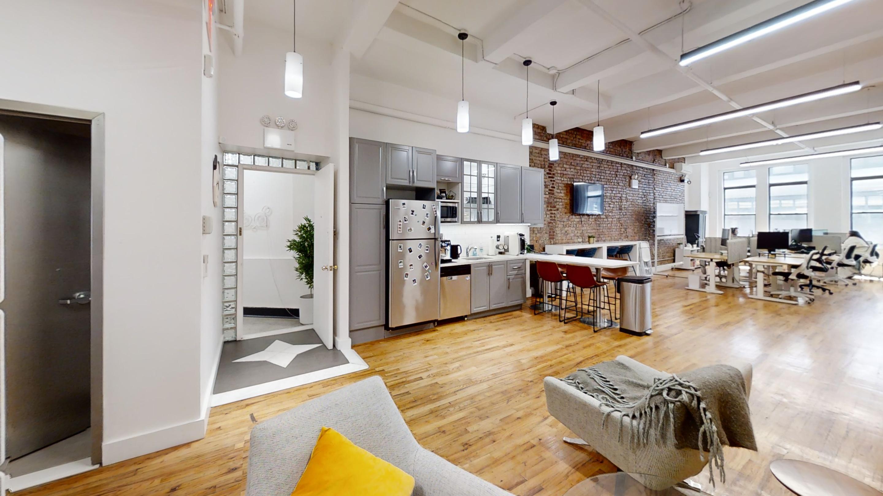 Podcast Studio and Shared Office