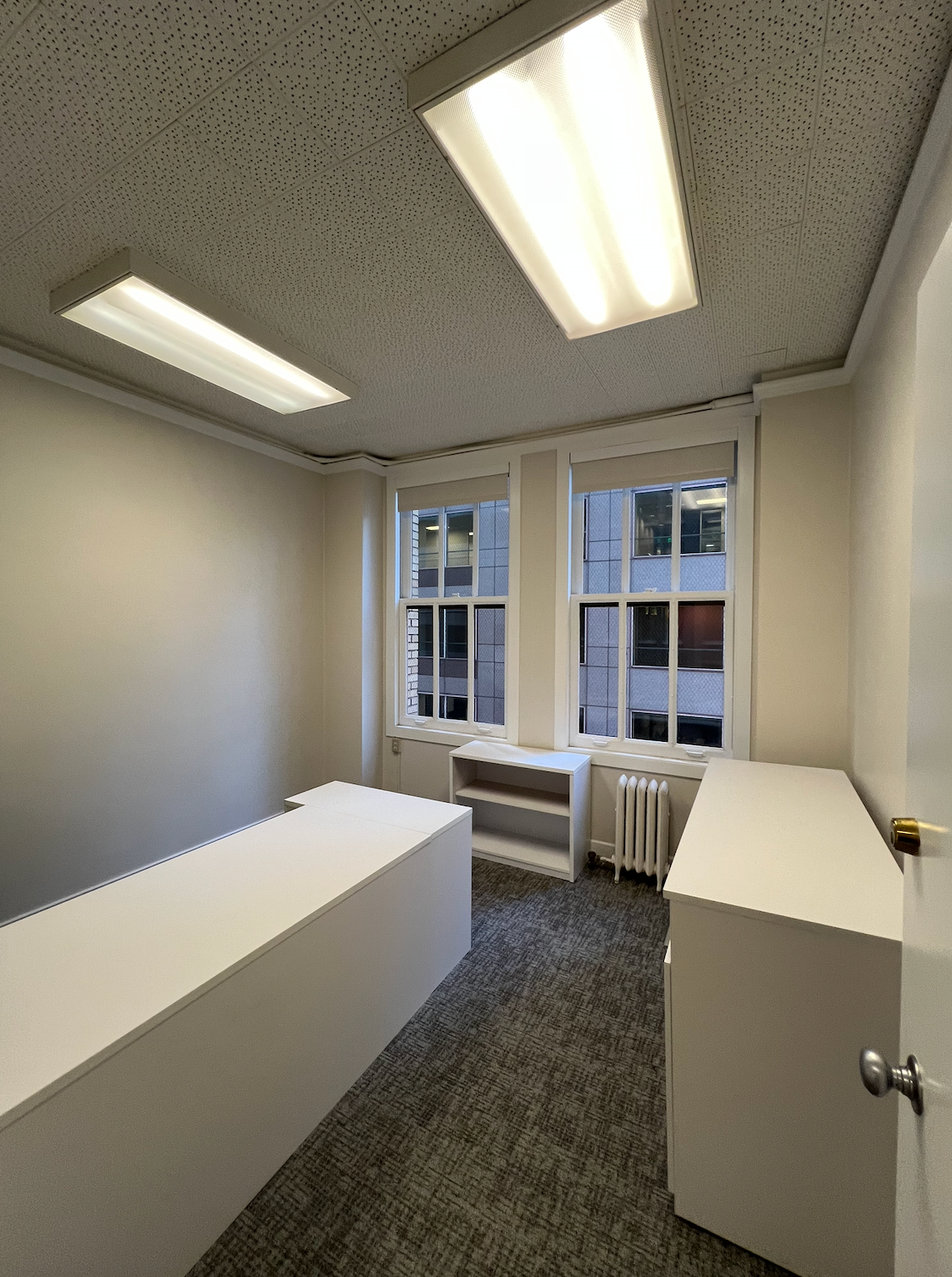 Bright Office Space in Financial District