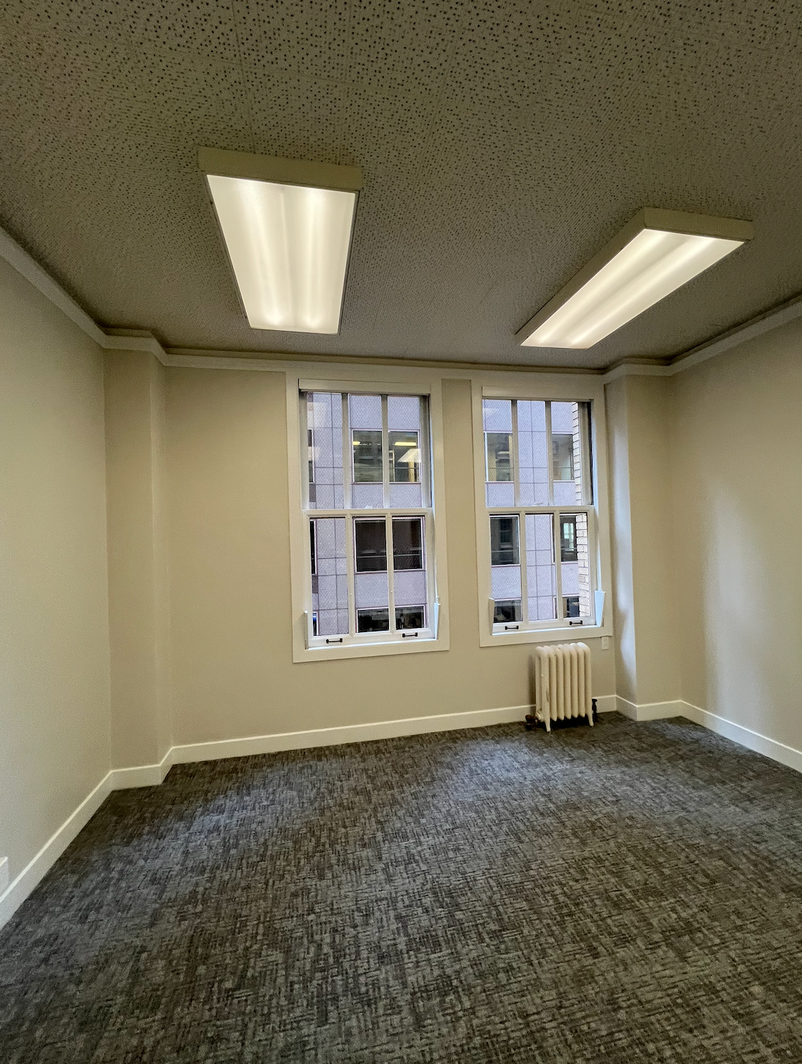 Bright Office Space in Financial District