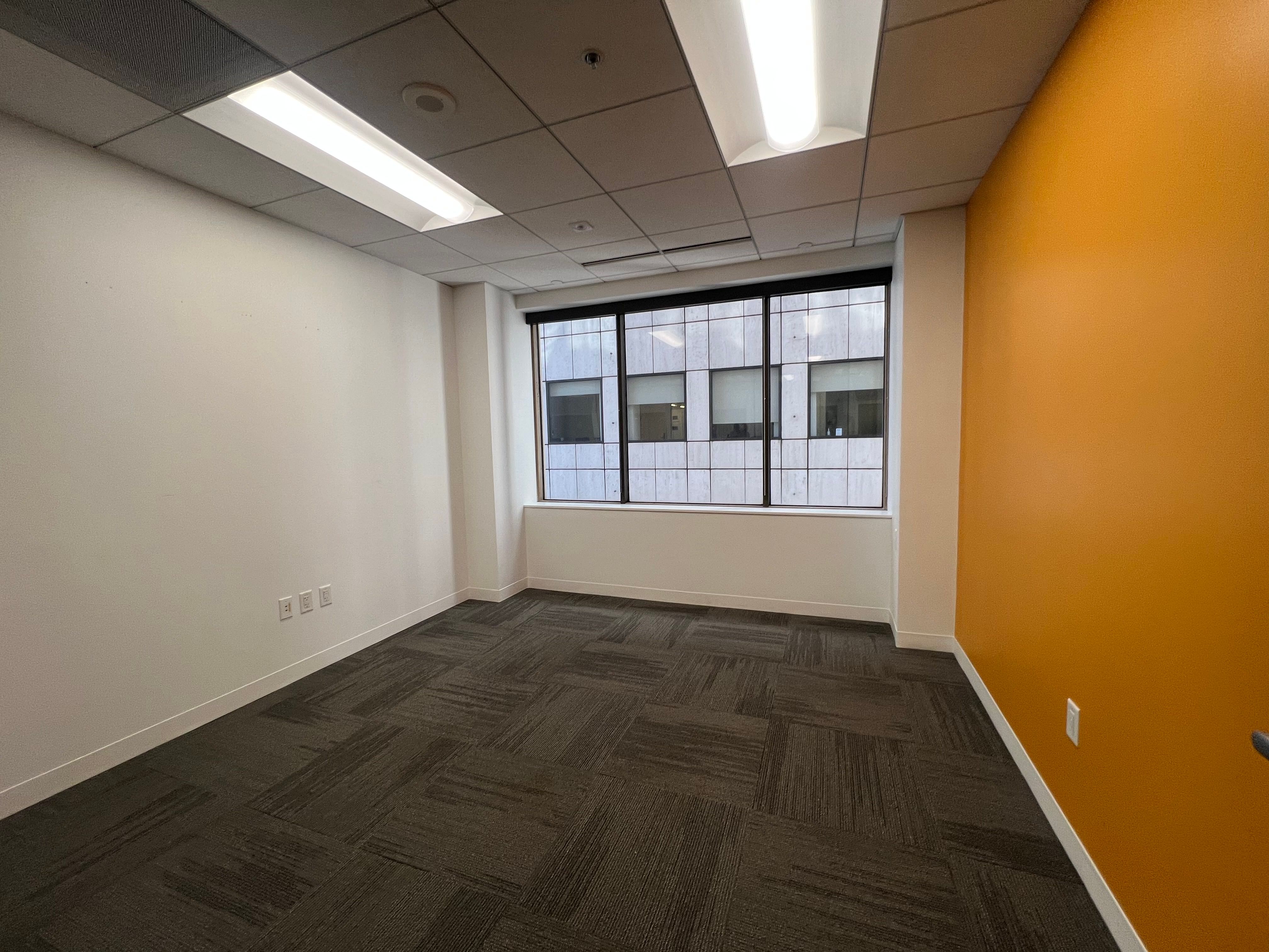 Bright Office with Natural Light in SF Chinatown