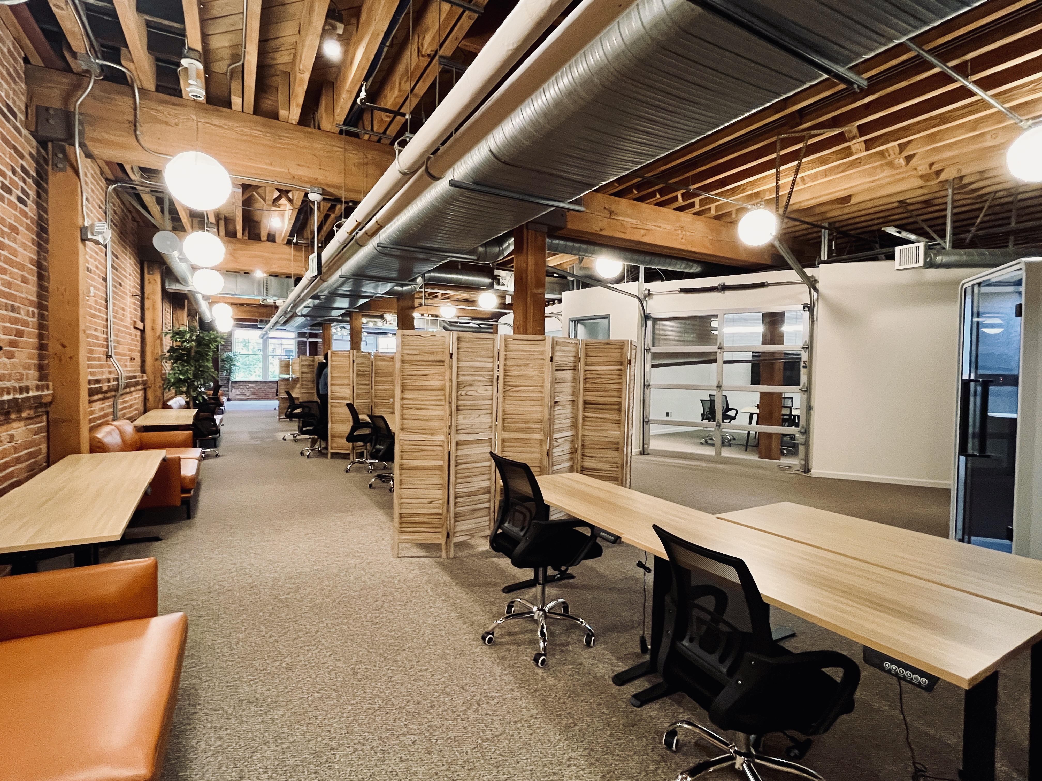 Cozy Startup Hub in SoMa