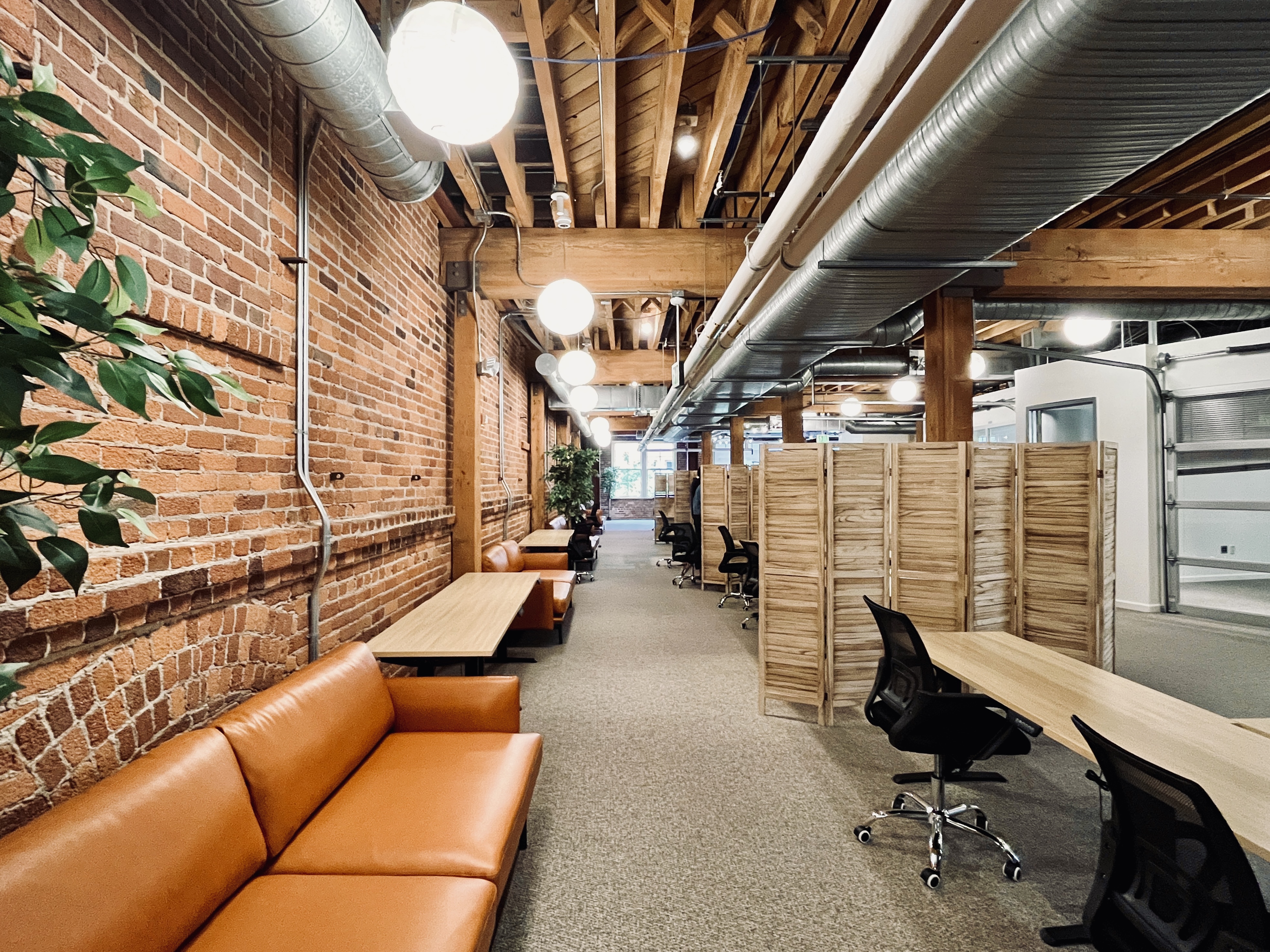 Cozy Startup Hub in SoMa