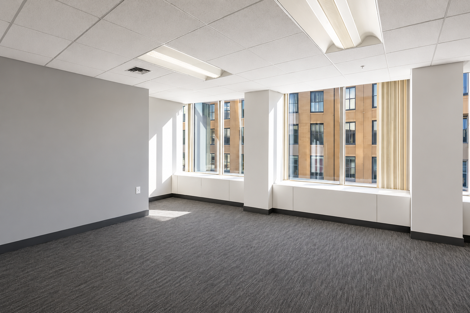 Bright & Versatile Office Space in Downtown Boston