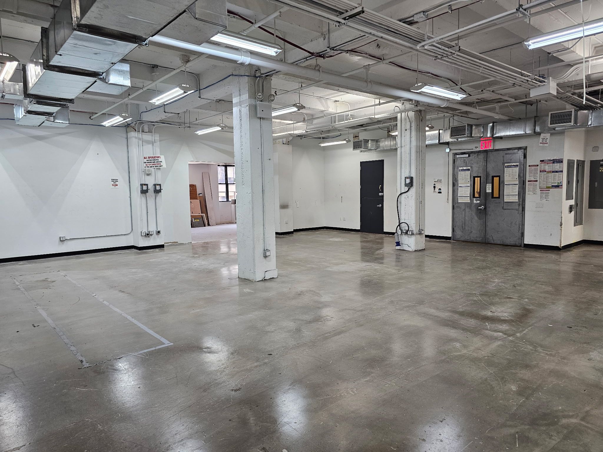 Chelsea Workspace with High Ceilings & Open Plan