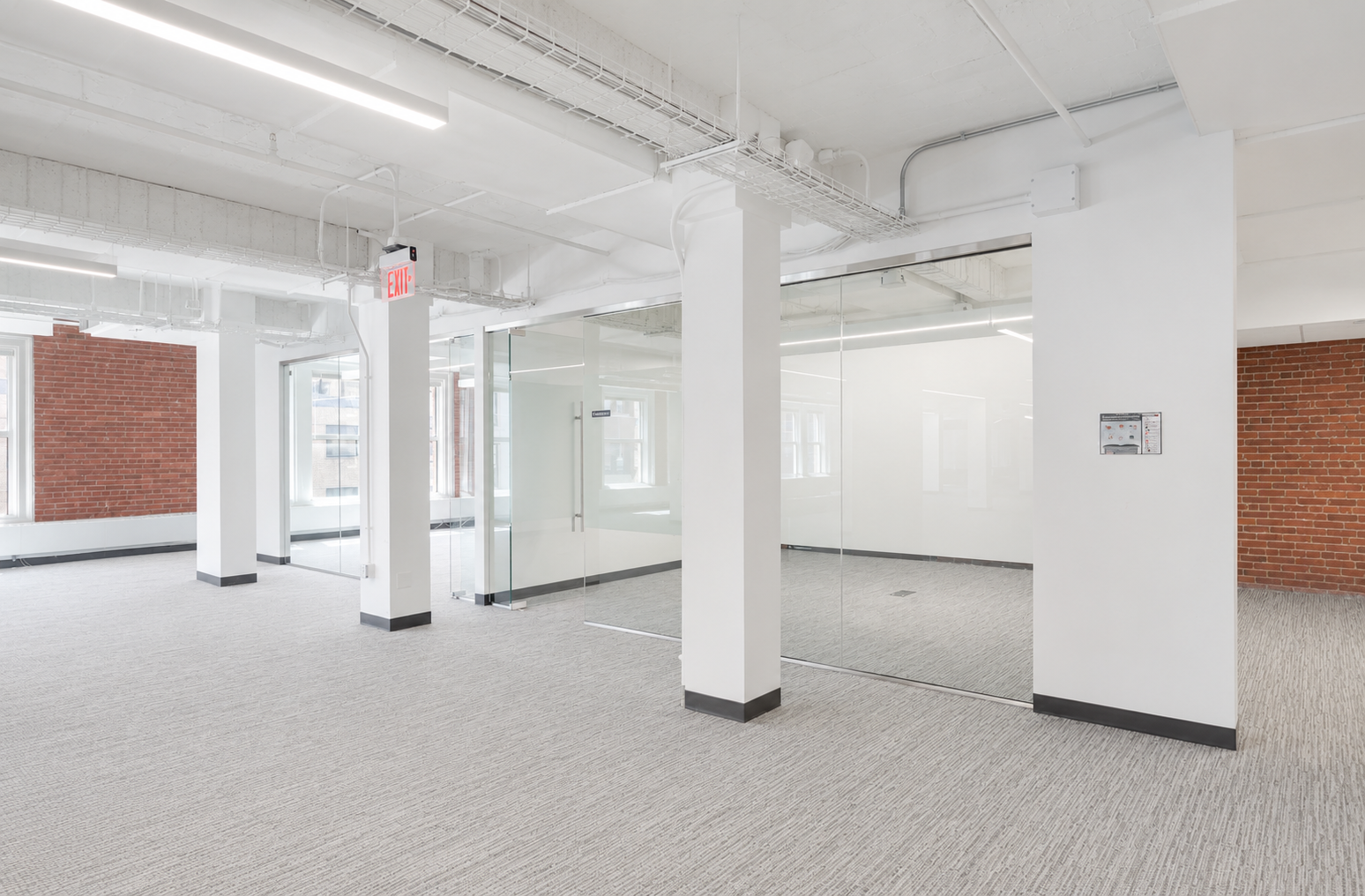 Airy Brick Office with Natural Light in Downtown