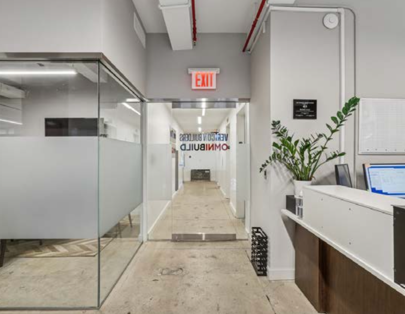 Fully Furnished Office in Vibrant Garment District