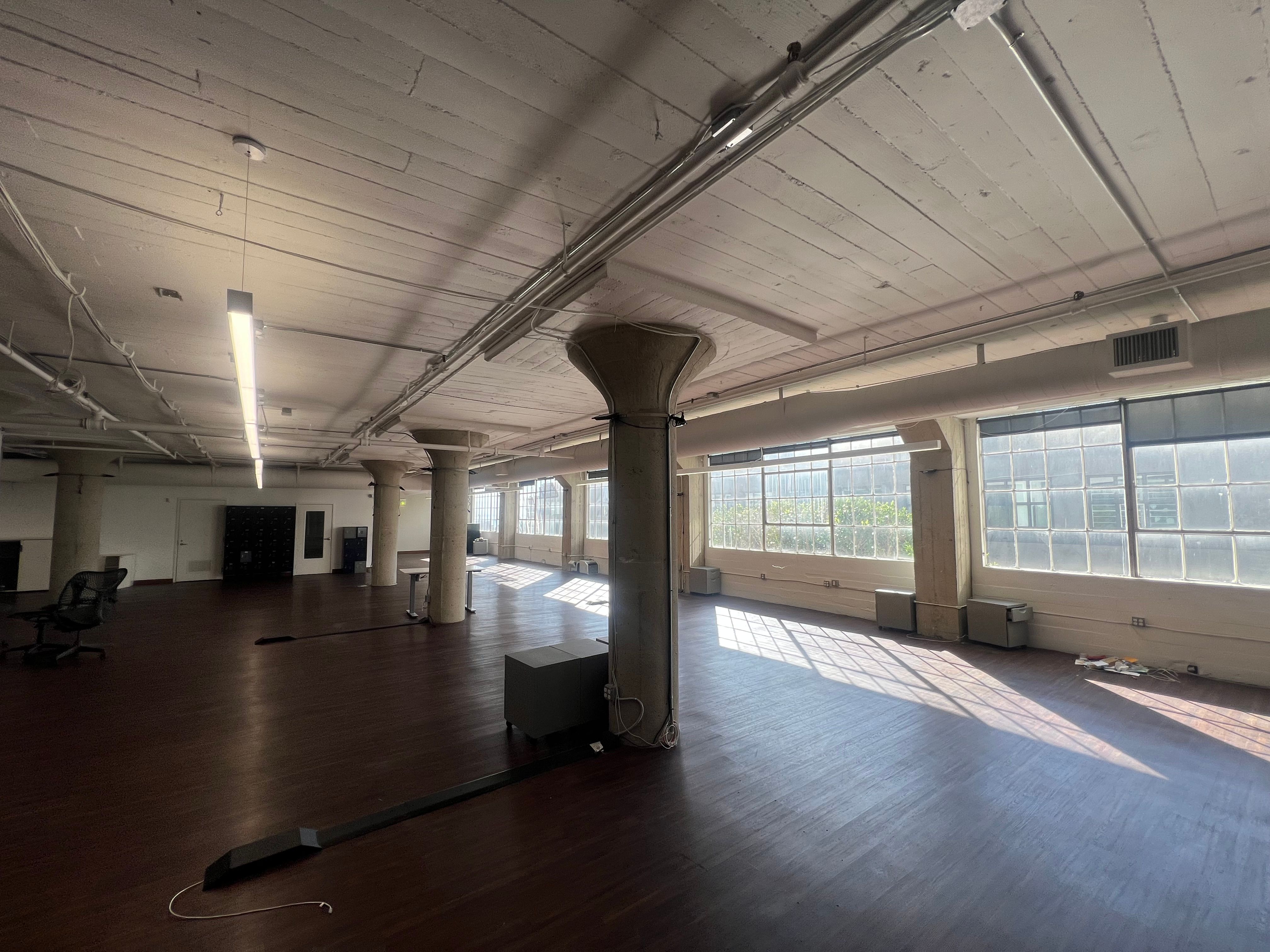 Bright South Beach Workspace with Modern Amenities