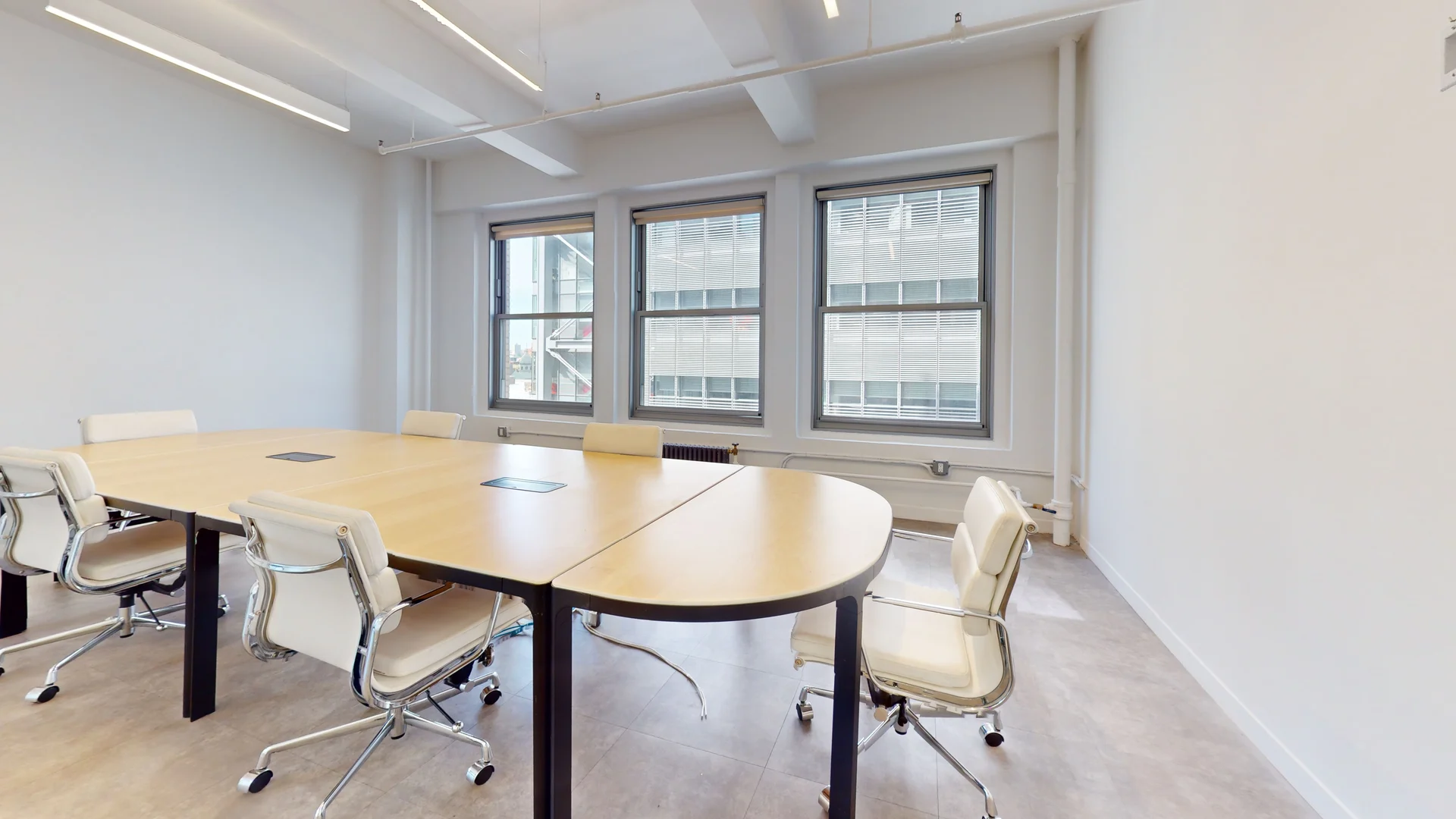 Bright Office Space in the Heart of Garment District