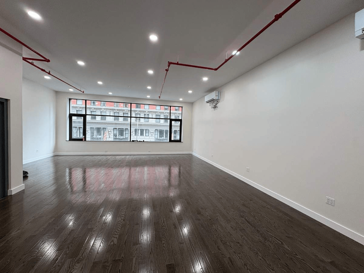 Bright Modern Office in the Heart of NoMad