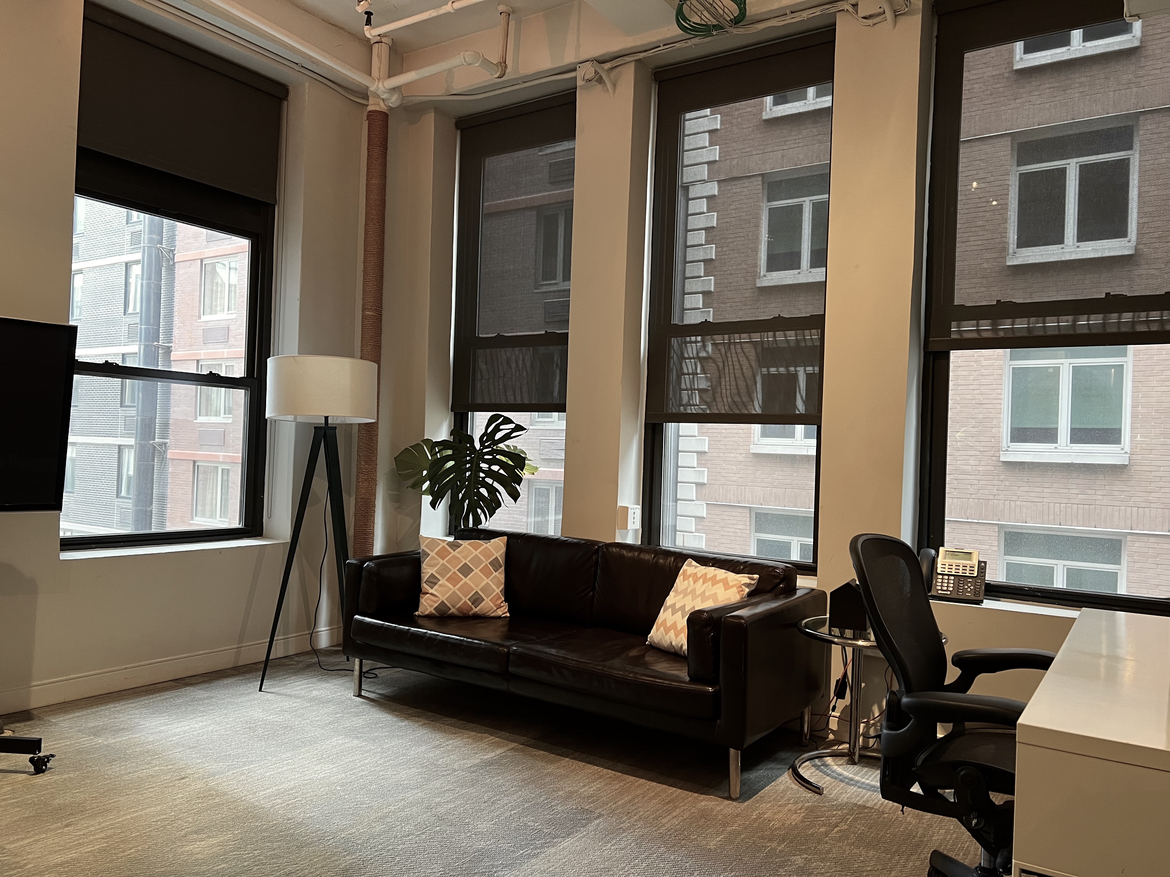 Modern Chelsea Office Suite