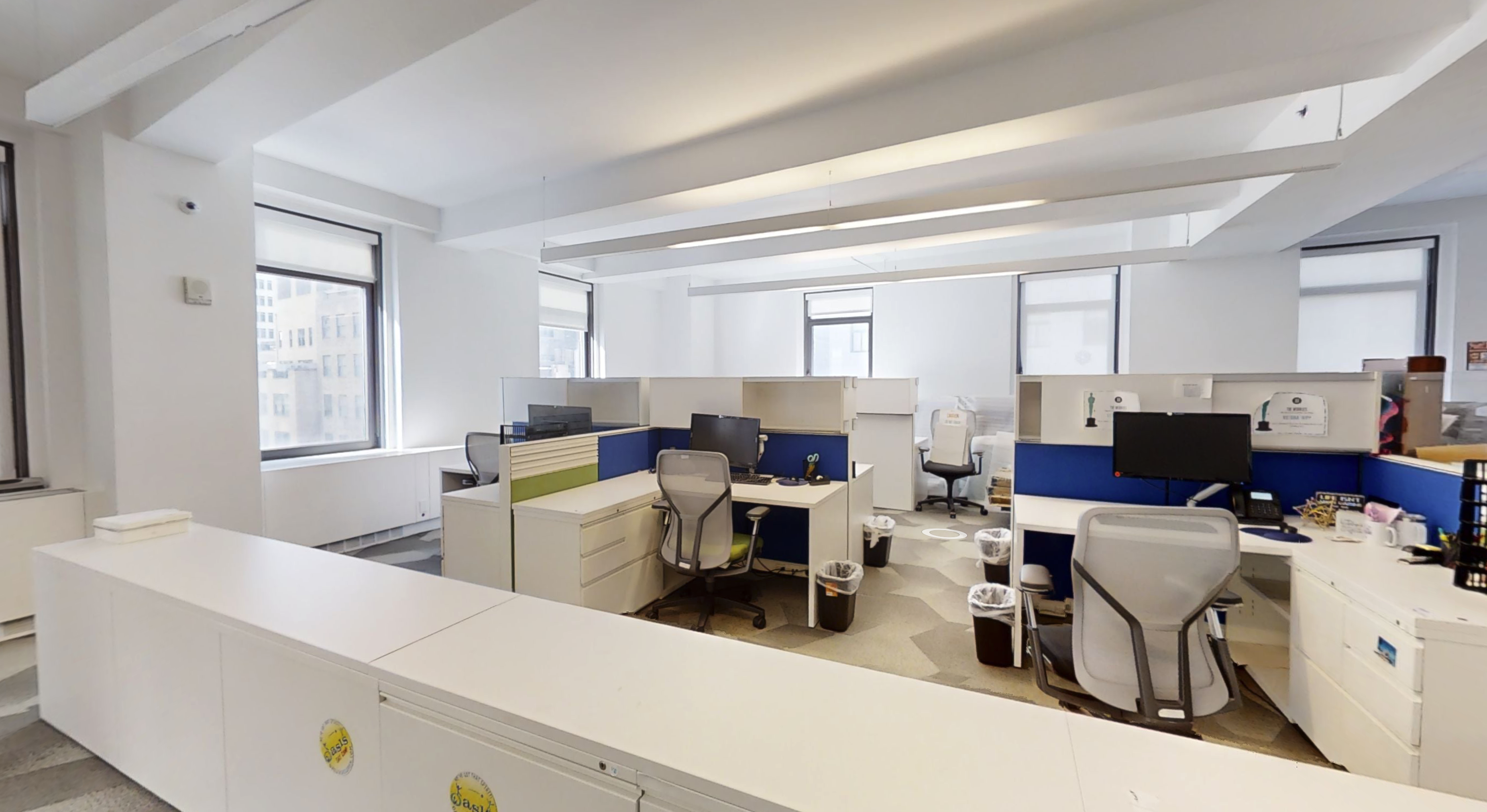 Bright and Energizing FiDi Office