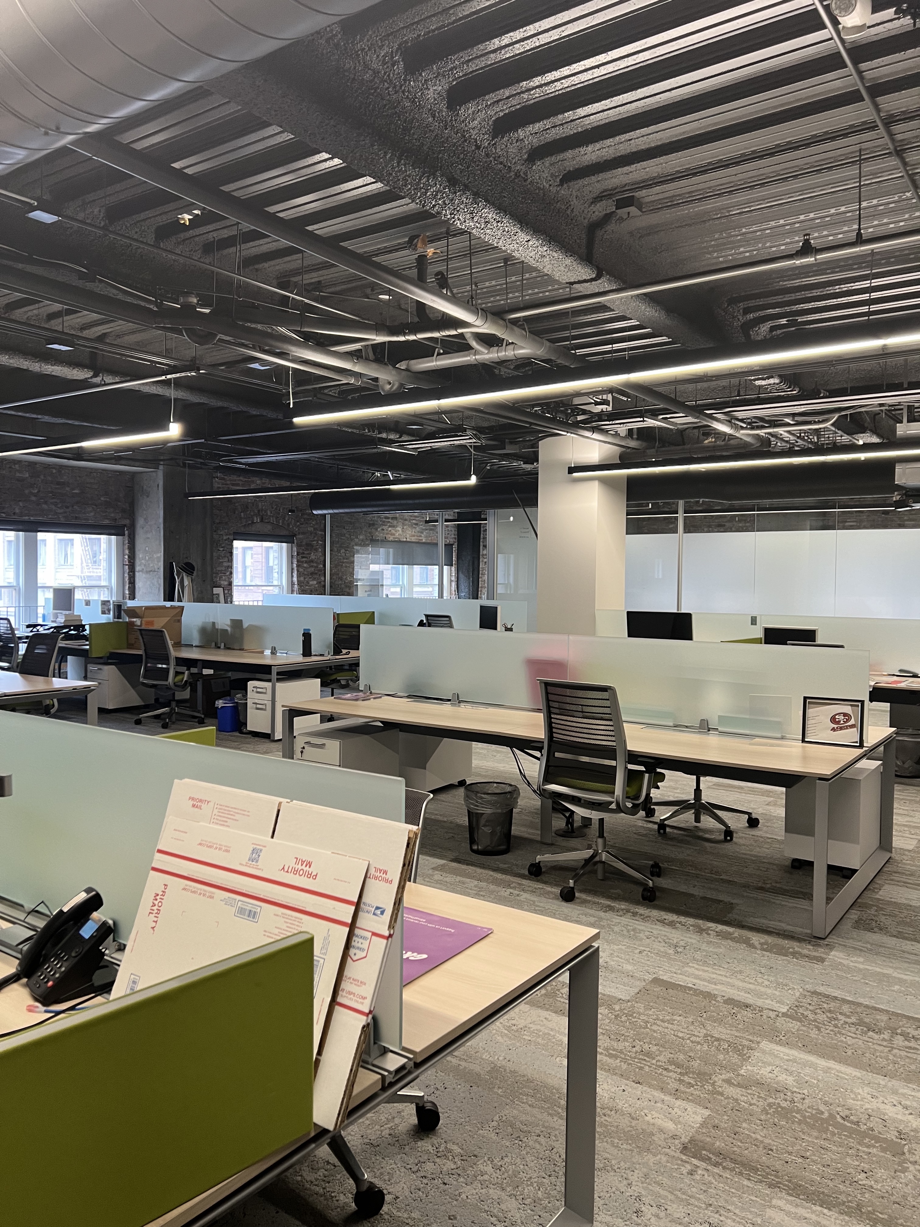 Offices with Plenty of Open Space and Meeting Rooms