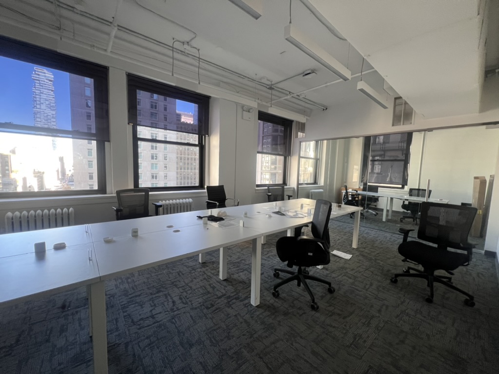 Open-Plan Office with Exceptional Views in FiDi